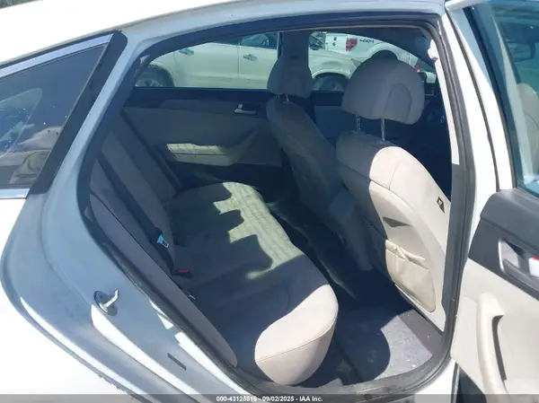 5NPE24AF5GH385062 2016 HYUNDAI SONATA - Image 8