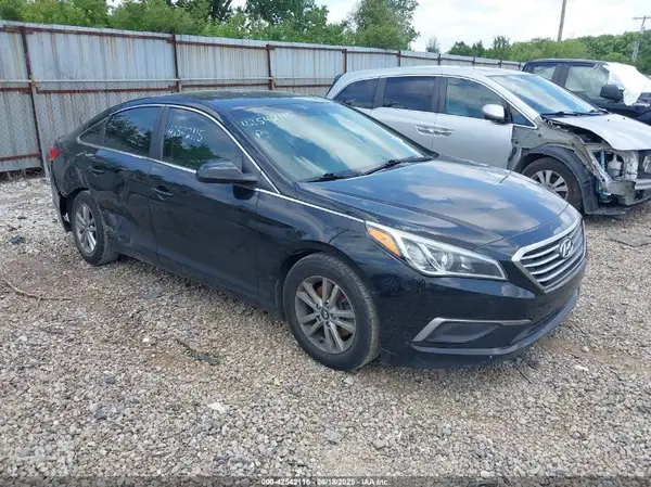 5NPE24AF5GH392383 2016 HYUNDAI SONATA - Image 1