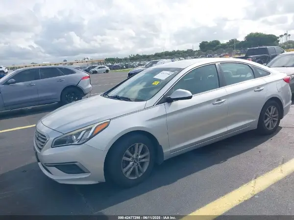 5NPE24AF5GH398636 2016 HYUNDAI SONATA - Image 2