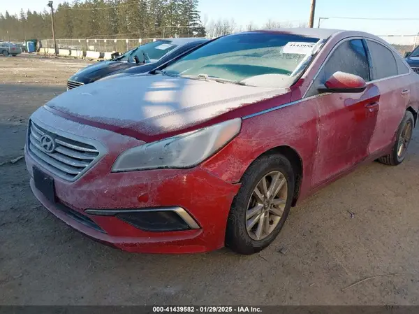 5NPE24AF5GH401647 2016 HYUNDAI SONATA - Image 2