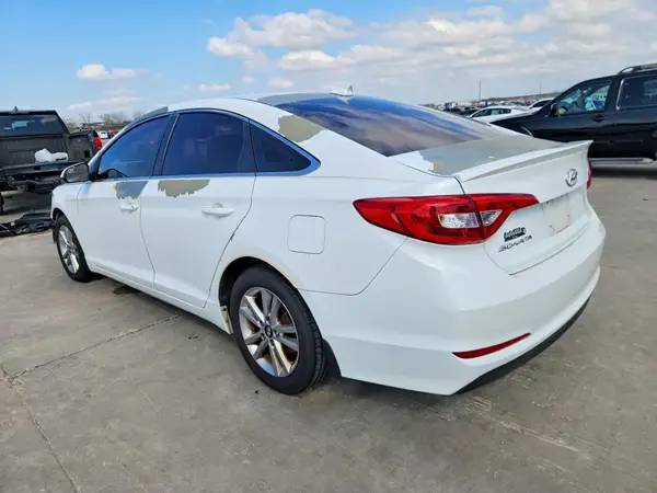 5NPE24AF5GH411871 2016 HYUNDAI SONATA - Image 2
