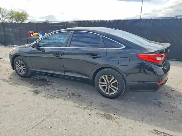 5NPE24AF5GH415743 2016 HYUNDAI SONATA - Image 2