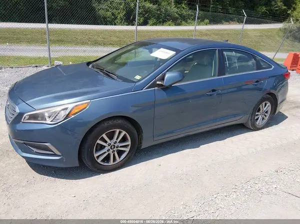 5NPE24AF5GH416603 2016 HYUNDAI SONATA - Image 2