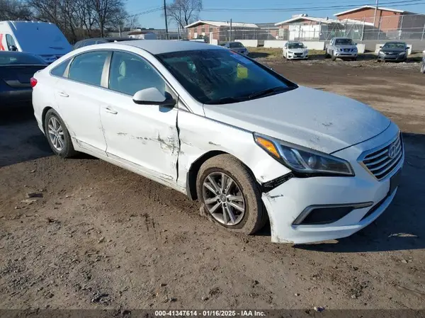 5NPE24AF5GH421560 2016 HYUNDAI SONATA - Image 1