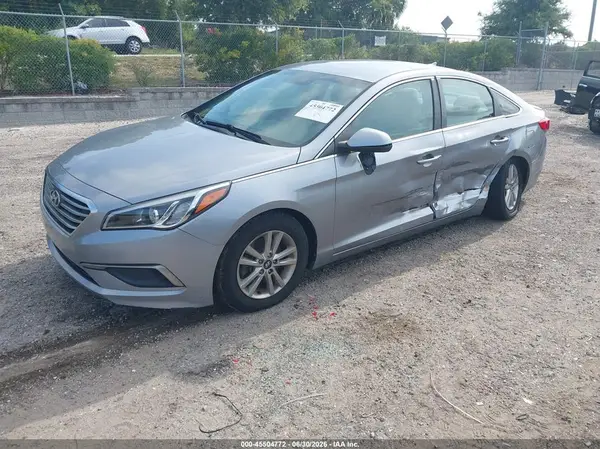 5NPE24AF5HH441308 2017 HYUNDAI SONATA - Image 2
