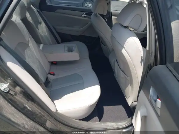 5NPE24AF5HH442538 2017 HYUNDAI SONATA - Image 8