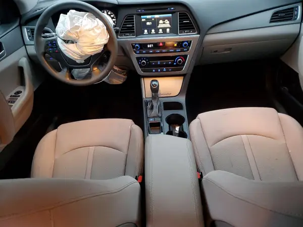 5NPE24AF5HH445987 2017 HYUNDAI SONATA - Image 8