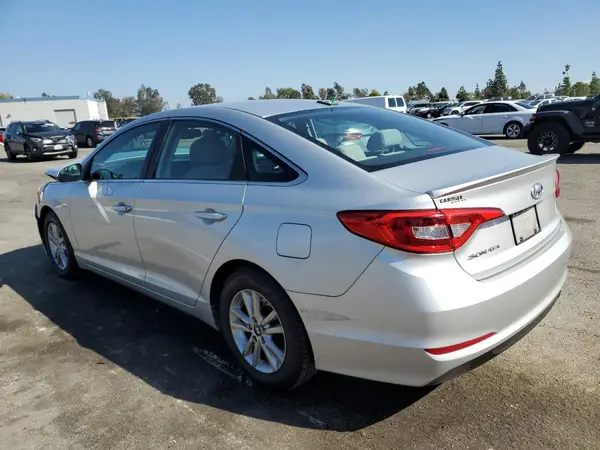 5NPE24AF5HH446623 2017 HYUNDAI SONATA - Image 2