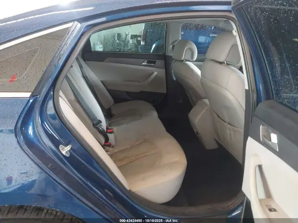5NPE24AF5HH447884 2017 HYUNDAI SONATA - Image 8
