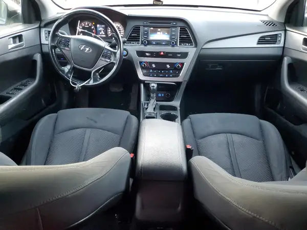 5NPE24AF5HH449814 2017 HYUNDAI SONATA - Image 8