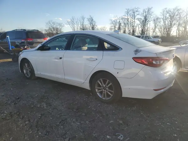 5NPE24AF5HH450722 2017 HYUNDAI SONATA - Image 2