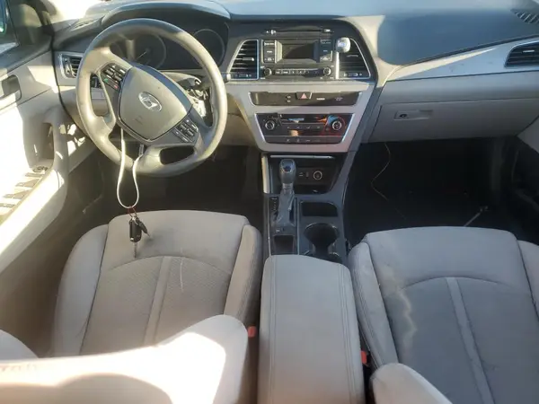 5NPE24AF5HH450722 2017 HYUNDAI SONATA - Image 8