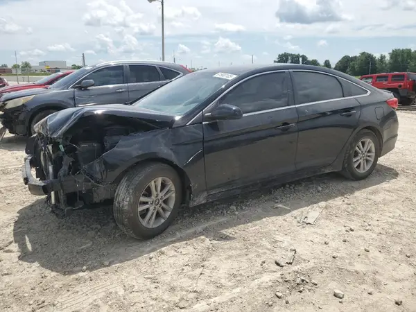 5NPE24AF5HH450798 2017 HYUNDAI SONATA - Image 1
