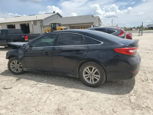 5NPE24AF5HH450798 2017 HYUNDAI SONATA - Image 2
