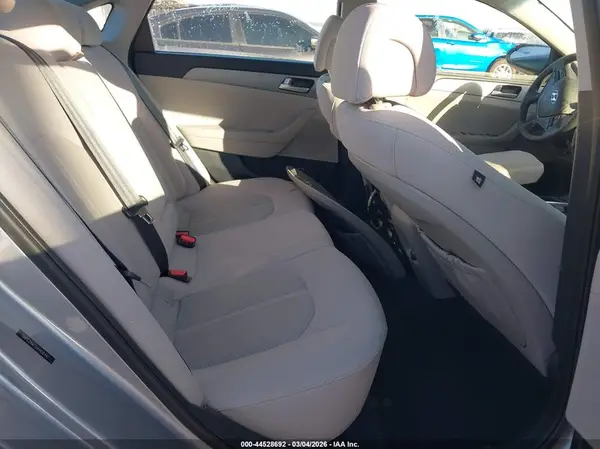 5NPE24AF5HH456441 2017 HYUNDAI SONATA - Image 8