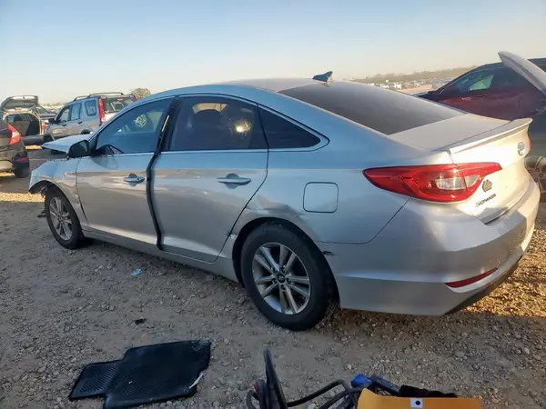 5NPE24AF5HH459131 2017 HYUNDAI SONATA - Image 2