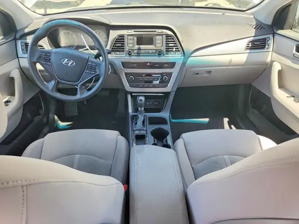5NPE24AF5HH459405 2017 HYUNDAI SONATA - Image 8