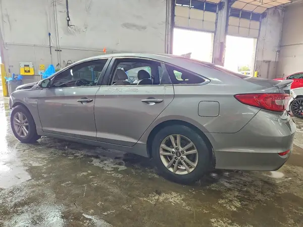 5NPE24AF5HH460733 2017 HYUNDAI SONATA - Image 2