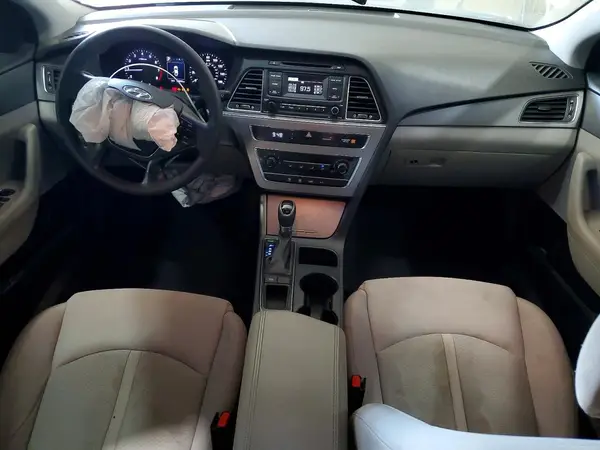 5NPE24AF5HH464765 2017 HYUNDAI SONATA - Image 8