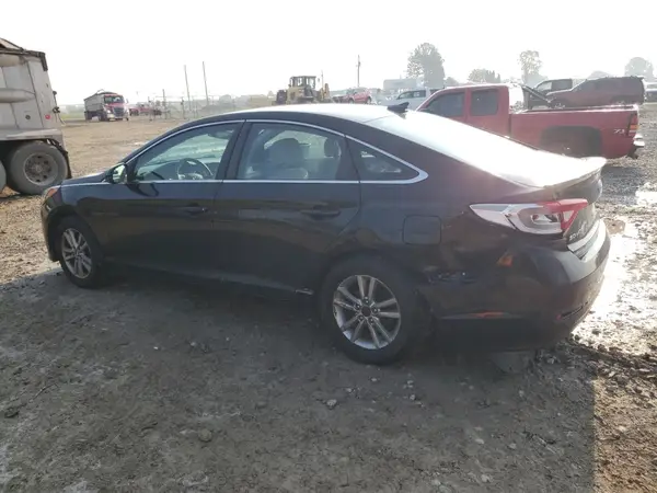 5NPE24AF5HH468072 2017 HYUNDAI SONATA - Image 2