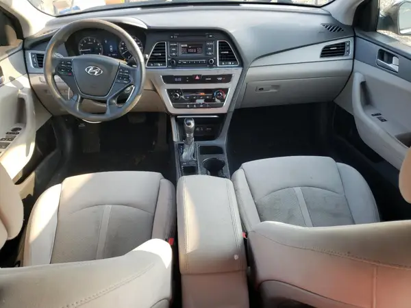 5NPE24AF5HH468072 2017 HYUNDAI SONATA - Image 8