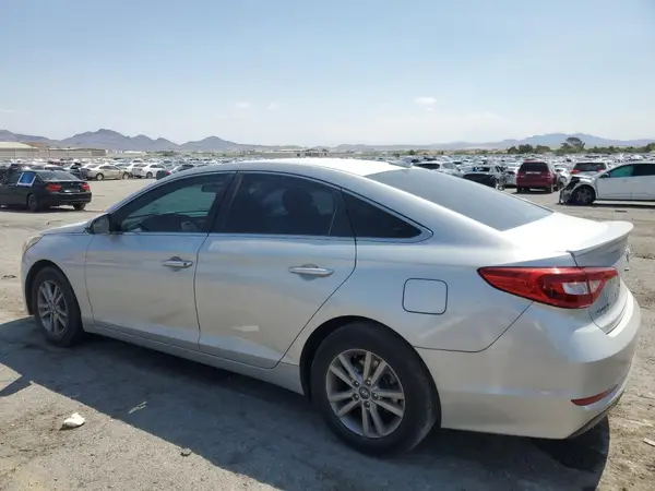 5NPE24AF5HH468380 2017 HYUNDAI SONATA - Image 2