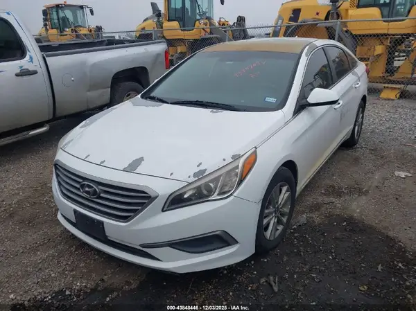 5NPE24AF5HH469433 2017 HYUNDAI SONATA - Image 2