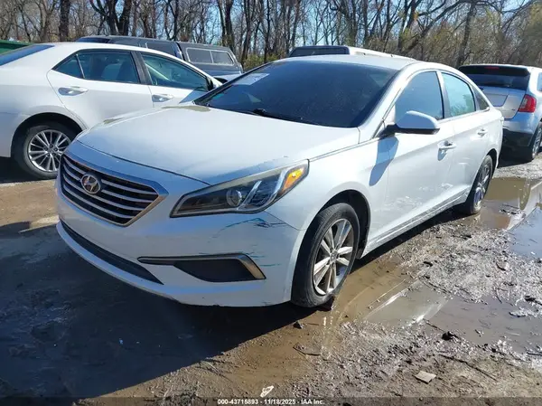 5NPE24AF5HH469626 2017 HYUNDAI SONATA - Image 2