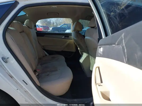 5NPE24AF5HH469626 2017 HYUNDAI SONATA - Image 8