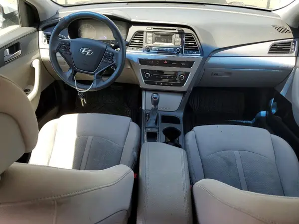 5NPE24AF5HH469920 2017 HYUNDAI SONATA - Image 8