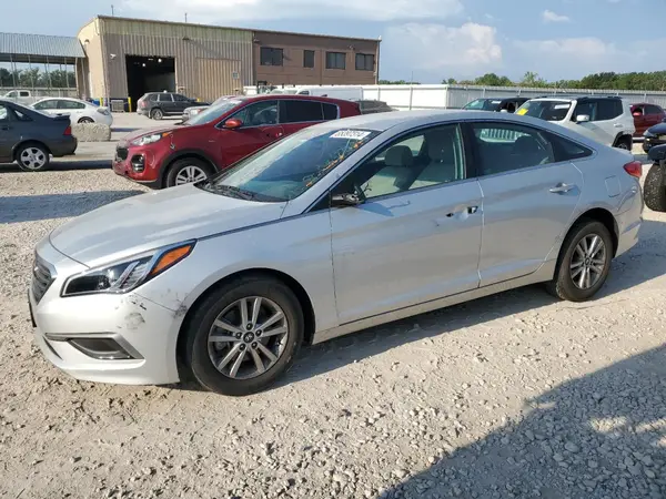 5NPE24AF5HH472901 2017 HYUNDAI SONATA - Image 1