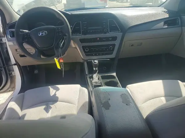 5NPE24AF5HH473742 2017 HYUNDAI SONATA - Image 8