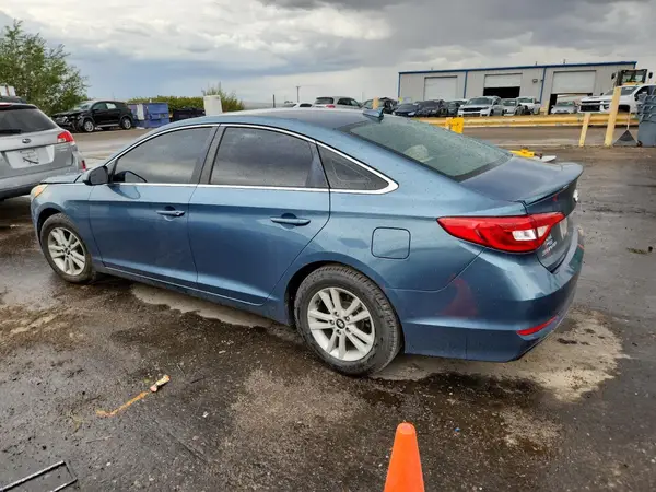 5NPE24AF5HH474776 2017 HYUNDAI SONATA - Image 2