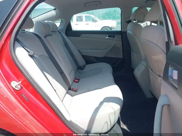 5NPE24AF5HH475135 2017 HYUNDAI SONATA - Image 8