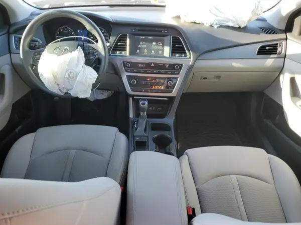 5NPE24AF5HH482148 2017 HYUNDAI SONATA - Image 8