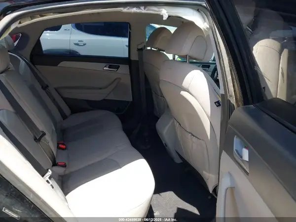 5NPE24AF5HH482649 2017 HYUNDAI SONATA - Image 8