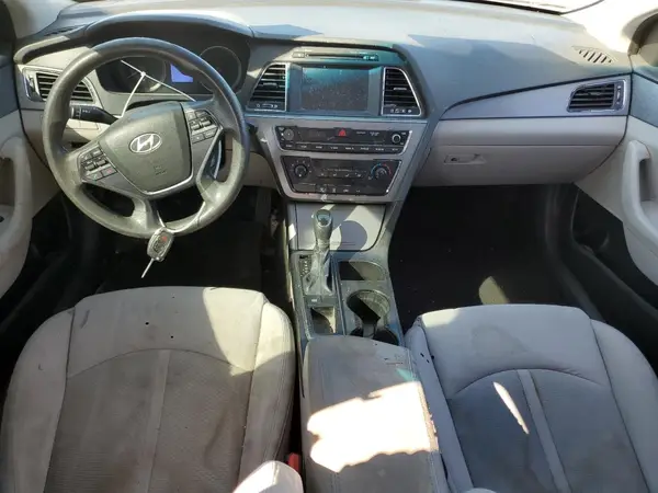 5NPE24AF5HH484434 2017 HYUNDAI SONATA - Image 8