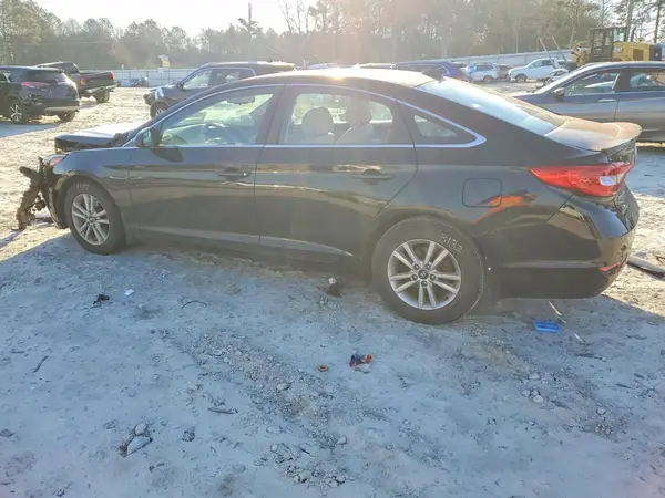 5NPE24AF5HH484742 2017 HYUNDAI SONATA - Image 2