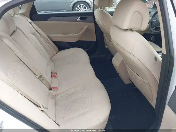 5NPE24AF5HH486426 2017 HYUNDAI SONATA - Image 8
