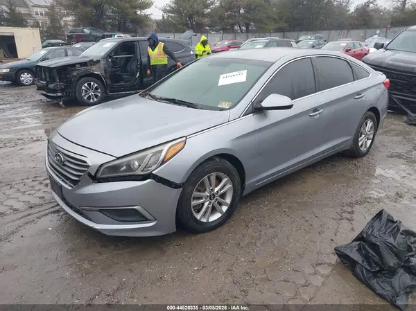 5NPE24AF5HH486863 2017 HYUNDAI SONATA - Image 2