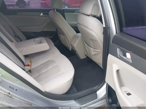 5NPE24AF5HH486863 2017 HYUNDAI SONATA - Image 8