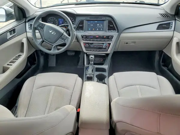 5NPE24AF5HH489908 2017 HYUNDAI SONATA - Image 8