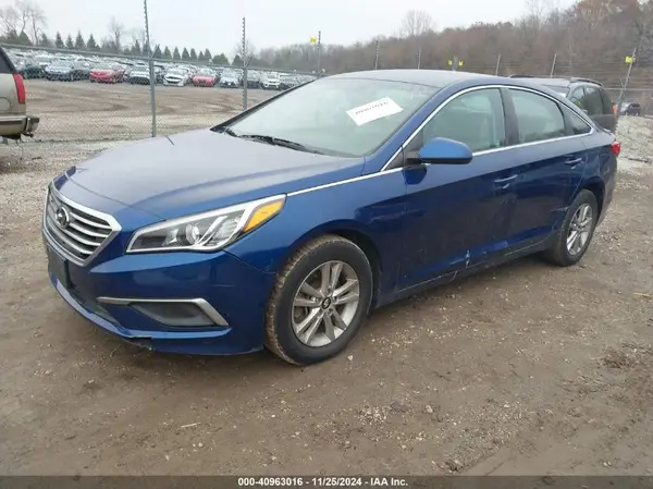 5NPE24AF5HH490251 2017 HYUNDAI SONATA - Image 2