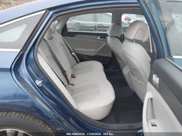 5NPE24AF5HH490251 2017 HYUNDAI SONATA - Image 8