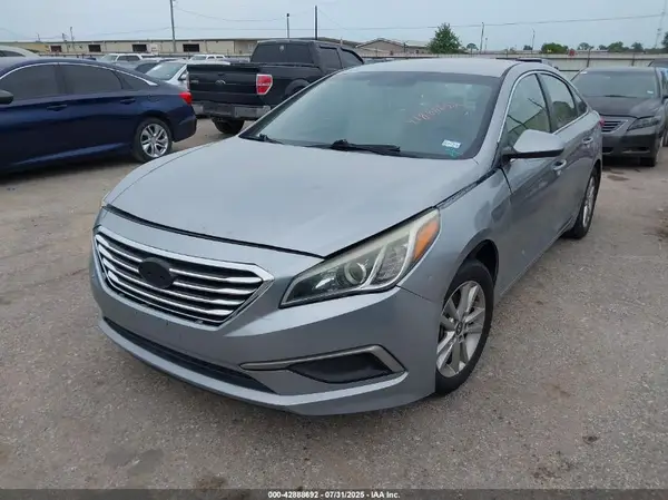 5NPE24AF5HH491836 2017 HYUNDAI SONATA - Image 2