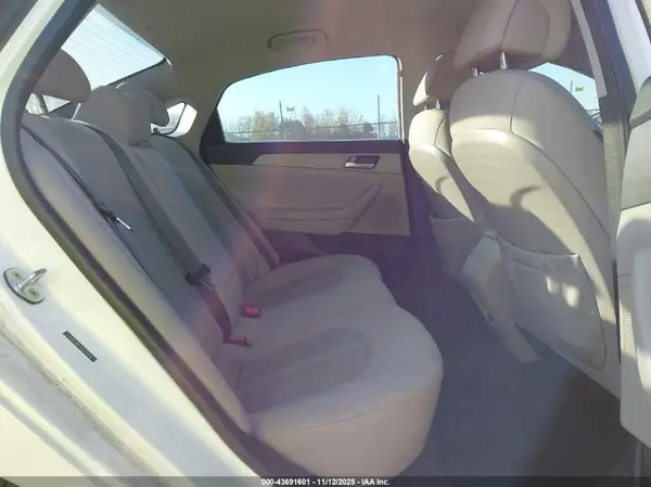 5NPE24AF5HH492999 2017 HYUNDAI SONATA - Image 8