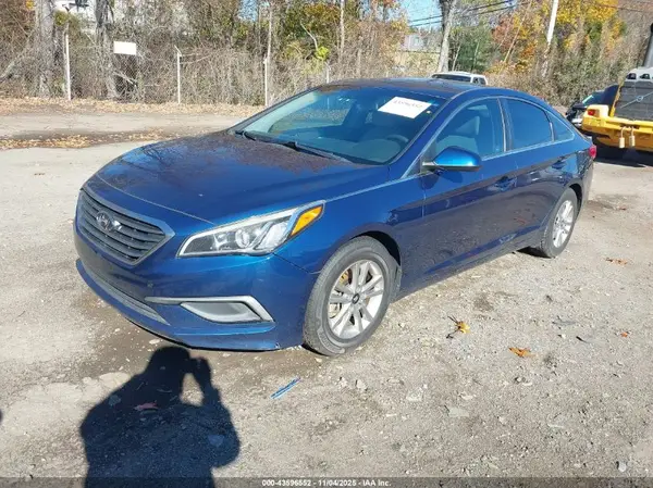 5NPE24AF5HH496034 2017 HYUNDAI SONATA - Image 2