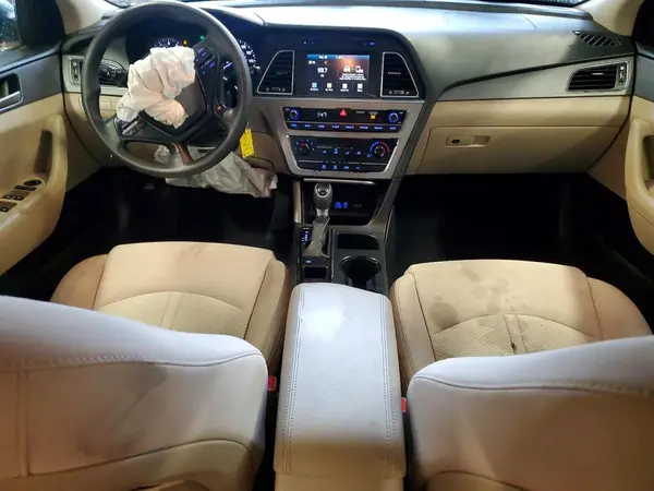 5NPE24AF5HH496051 2017 HYUNDAI SONATA - Image 8
