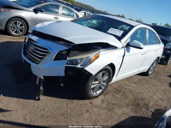 5NPE24AF5HH499922 2017 HYUNDAI SONATA - Image 2