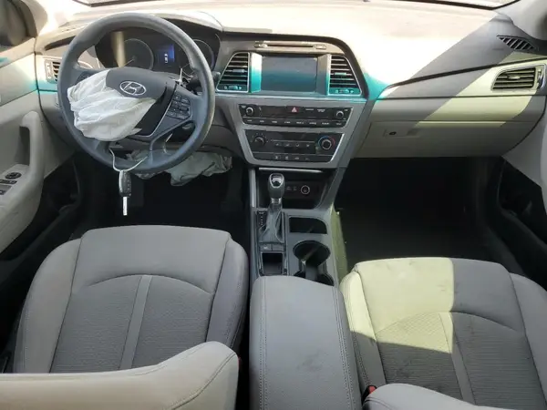 5NPE24AF5HH500583 2017 HYUNDAI SONATA - Image 8